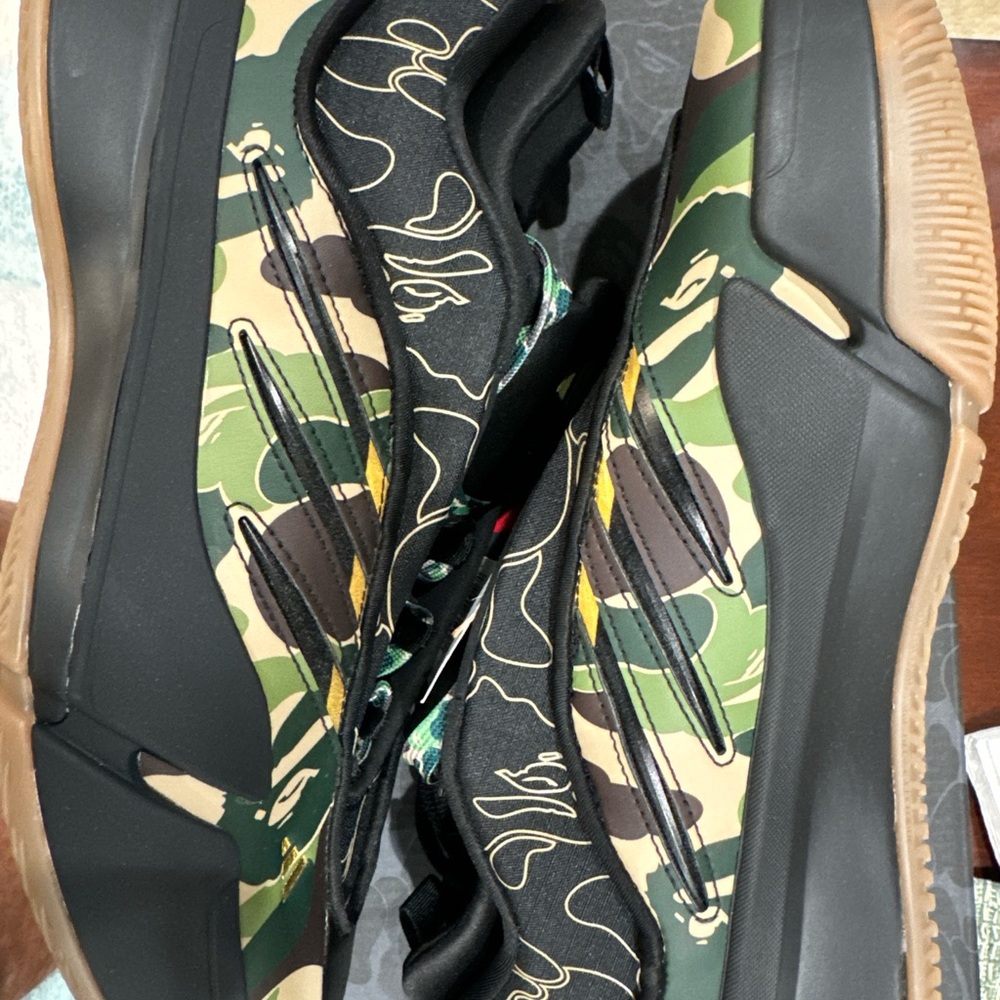 Size 10.5 - adidas BAPE x Dame 9 Black Green